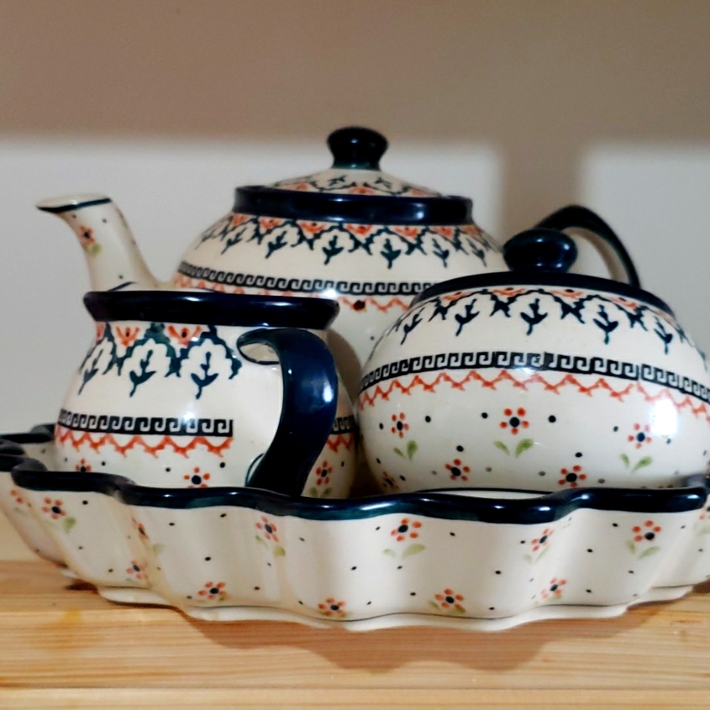 Handpainted german made tea pot set